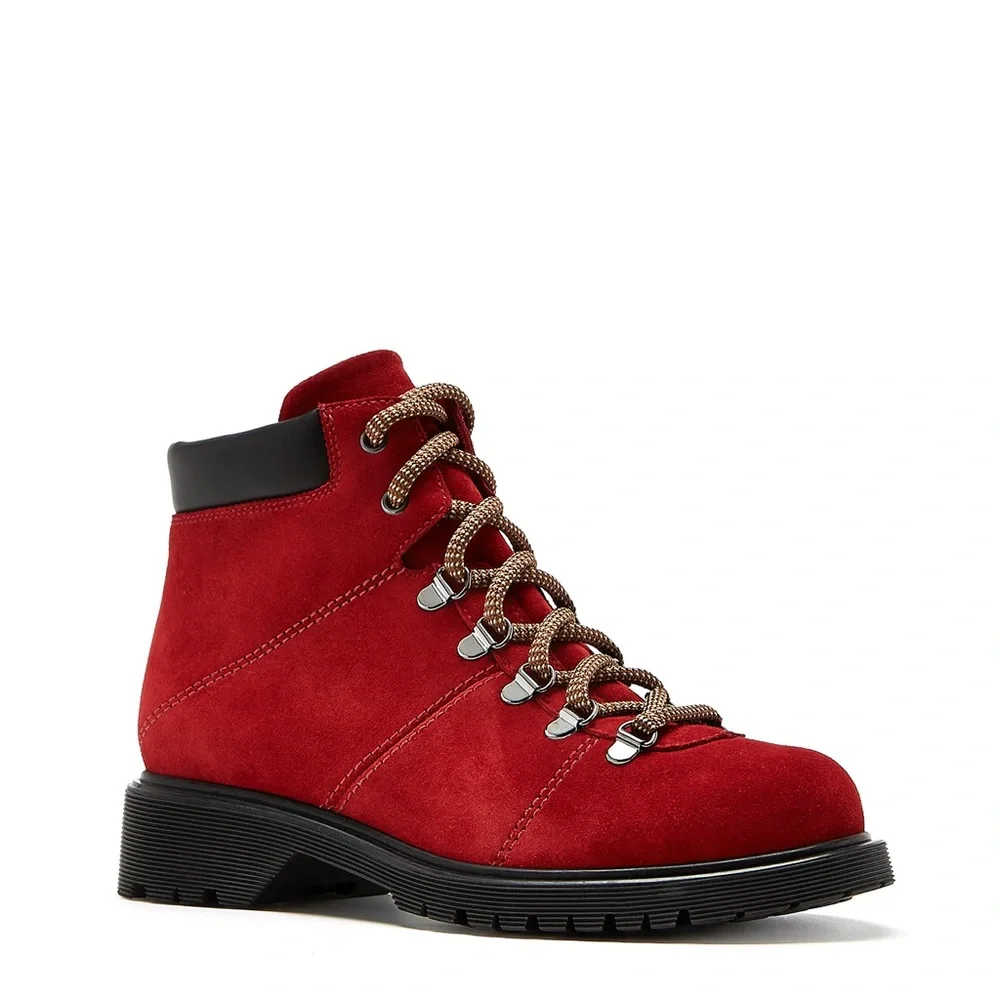 La Canadienne Halsey Suede Bootie, size 6 - Picture 2 of 12